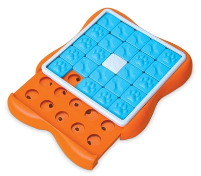 Nina Ottosson Challenge Slider Orange / Blue 38X38X5 Cm