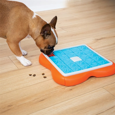 Nina Ottosson Challenge Slider Orange / Blue 38X38X5 Cm